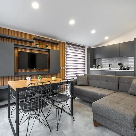 Stayhereapartments 3*