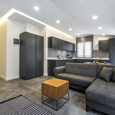 Stayhereapartments 3*