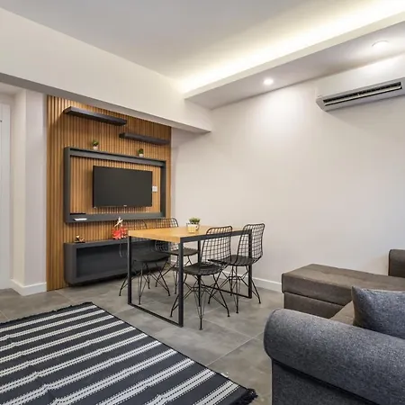 Stayhereapartments 3*