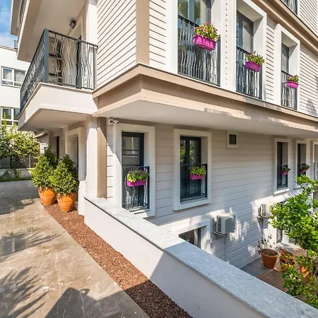 Stayhereapartments 3*