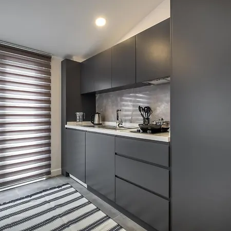 Stayhereapartments 3*